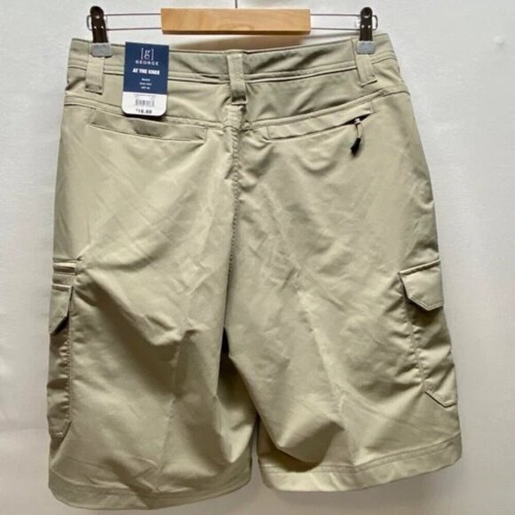 George Performance Cargo Shorts Men's 30" Khaki Knee Length Easy Care UPF 30 NWT - Picture 2 of 13
